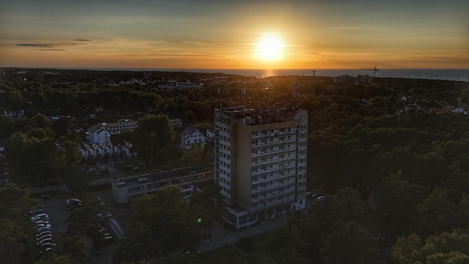 Krysztalowa Przystan Мжежино Екстер'єр фото