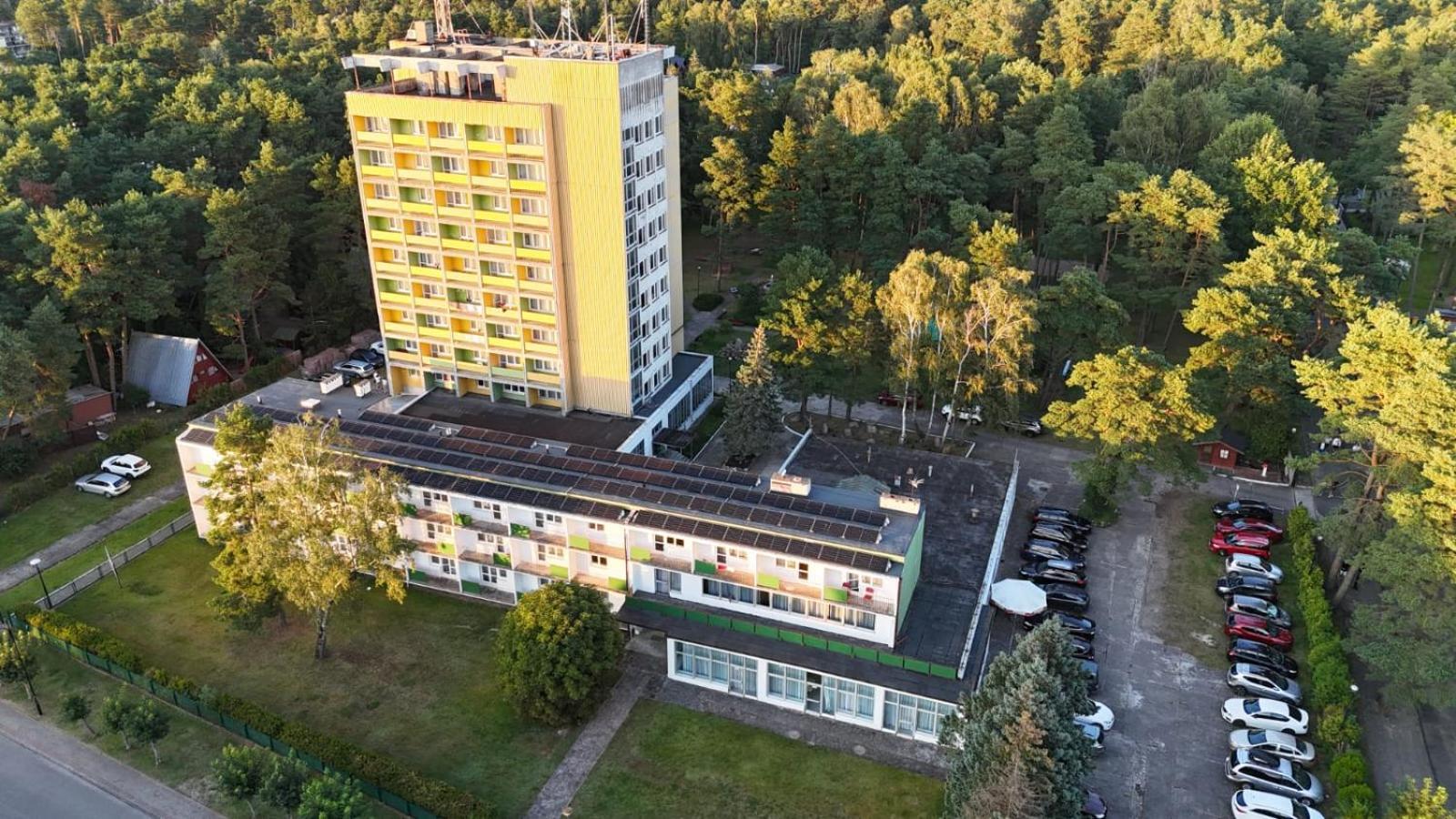 Krysztalowa Przystan Мжежино Екстер'єр фото