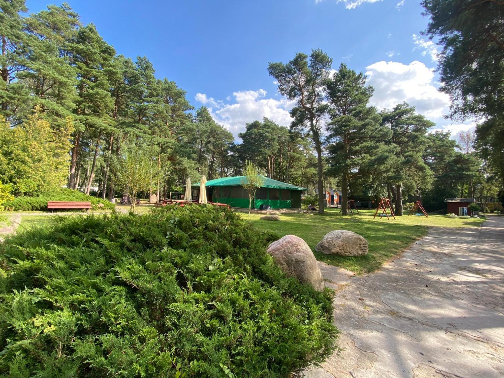 Krysztalowa Przystan Мжежино Екстер'єр фото